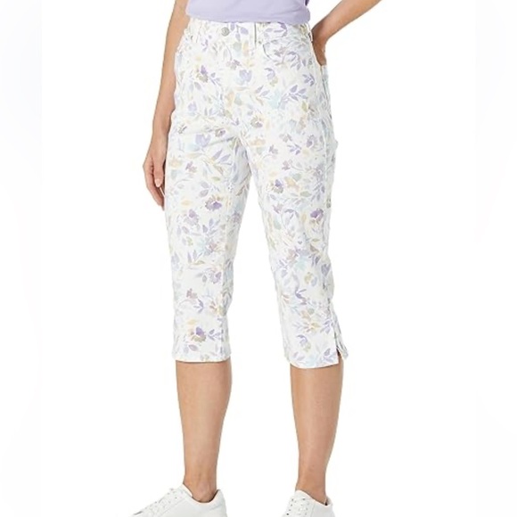 Gloria Vanderbilt Denim - Gloria Vanderbilt Amanda Capri Vintage White Bahia Flora Size 24W MSRP $54 NEW